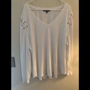 Rebel Wilson x Angels white top